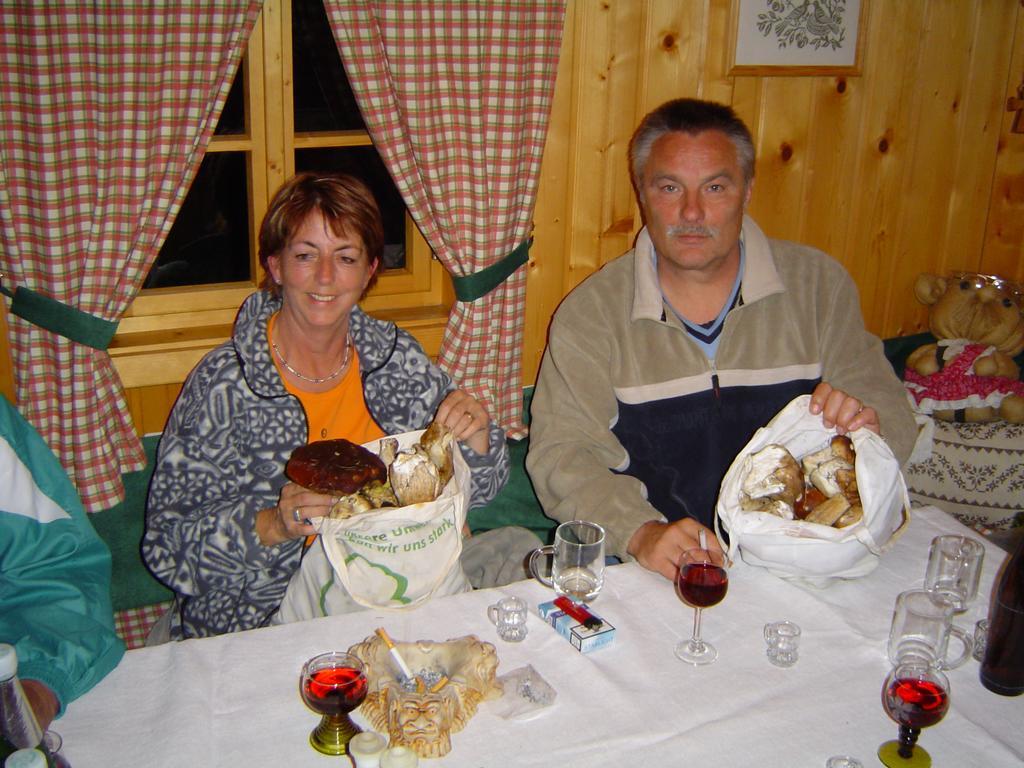 Bed and Breakfast Haus Dorfer à Mariapfarr Extérieur photo