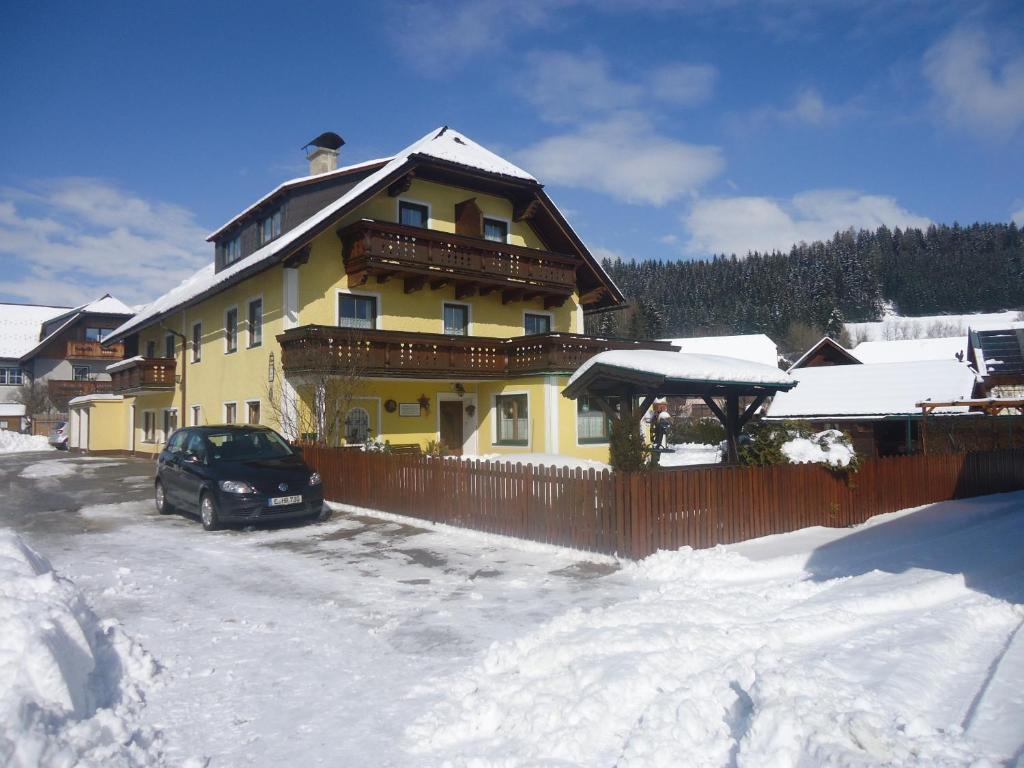 Bed and Breakfast Haus Dorfer à Mariapfarr Extérieur photo